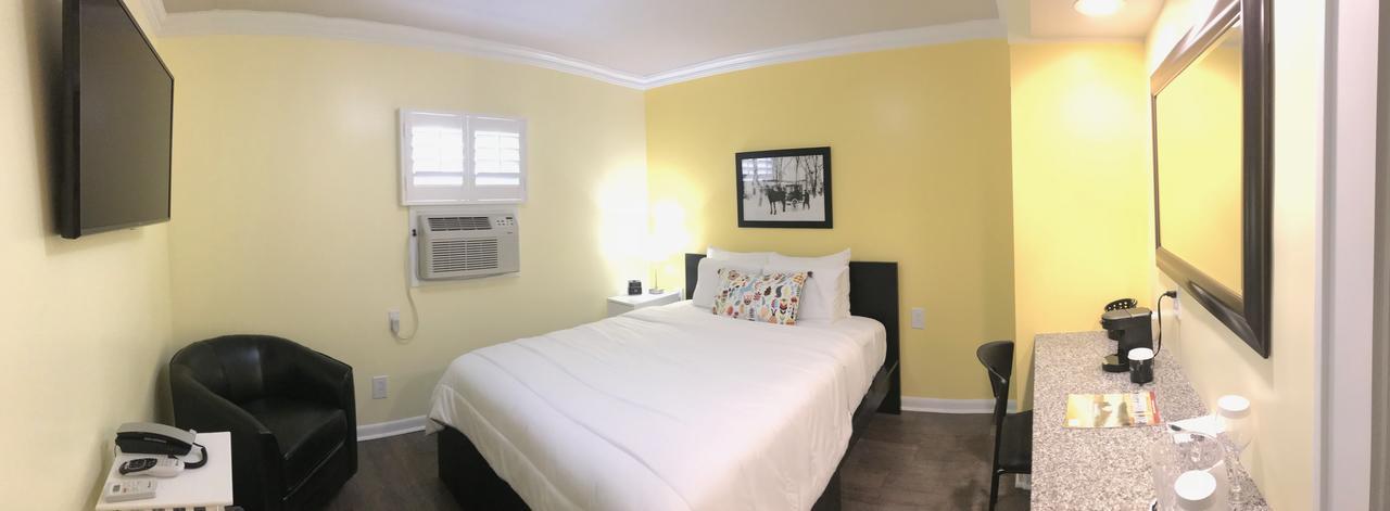 Batesville The Sherman Inn מראה חיצוני תמונה
