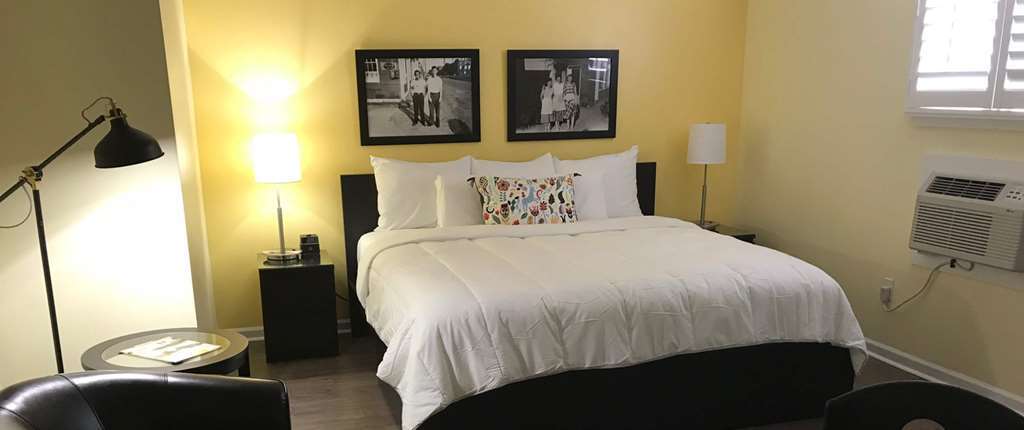 Batesville The Sherman Inn חדר תמונה